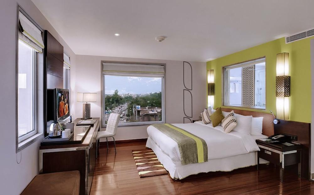 Quality Inn Gurgaon Exterior photo