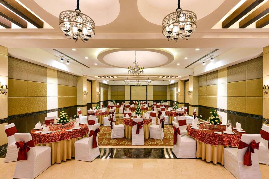 Quality Inn Gurgaon Facilities photo