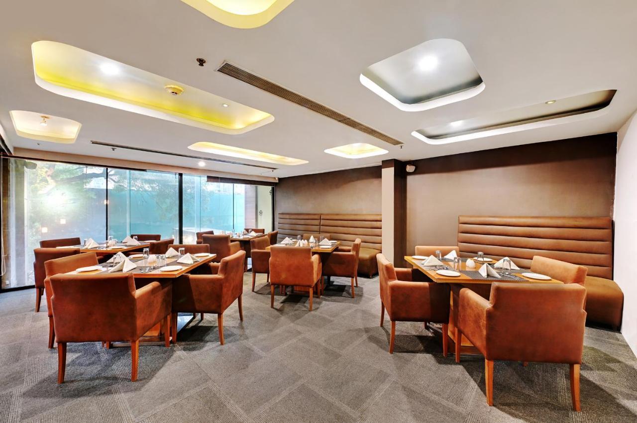 Quality Inn Gurgaon Exterior photo