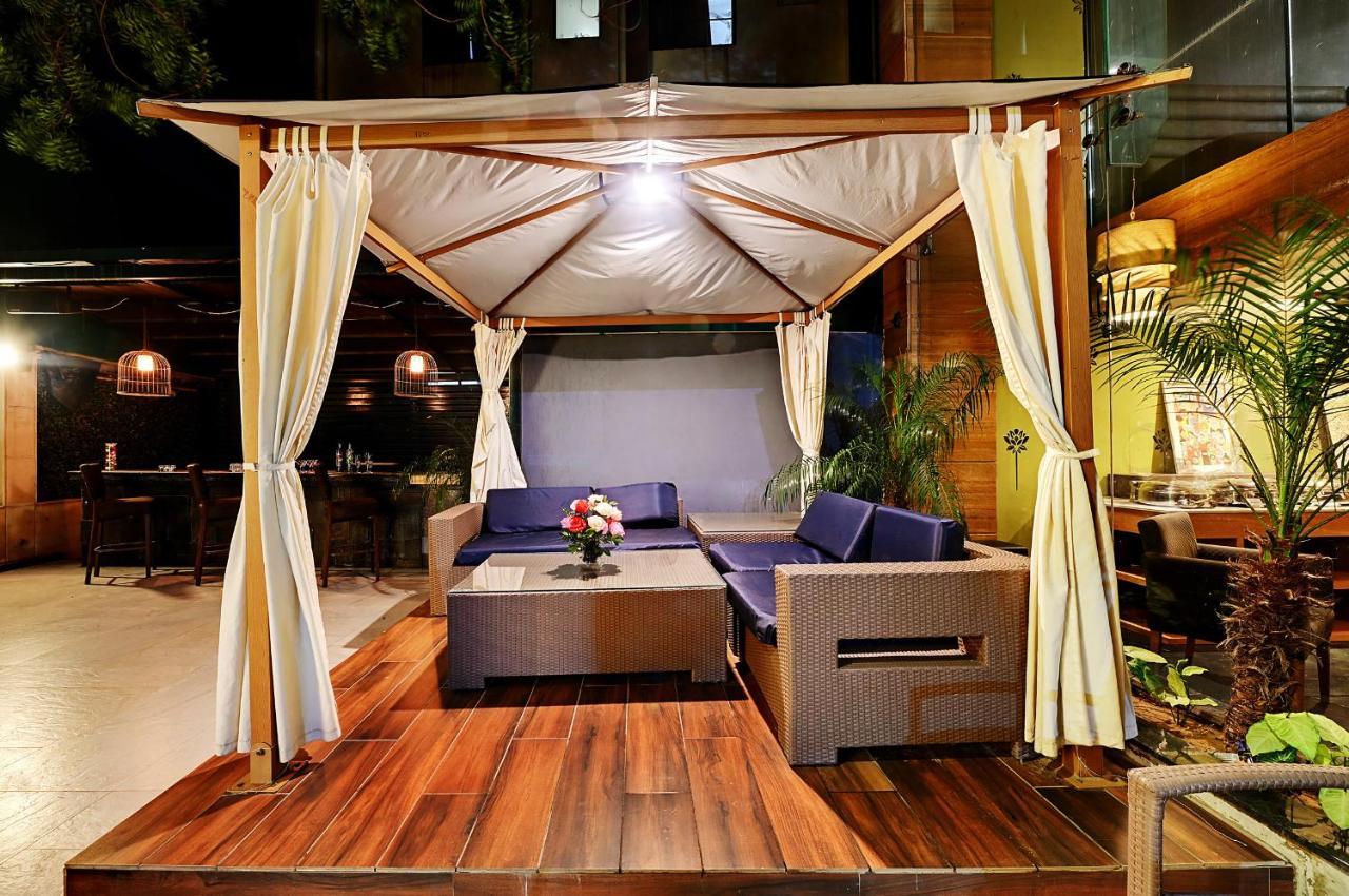 Quality Inn Gurgaon Exterior photo