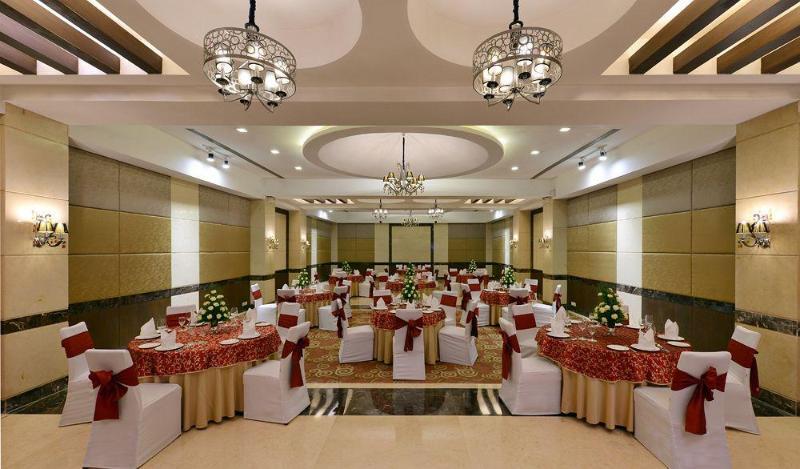 Quality Inn Gurgaon Exterior photo